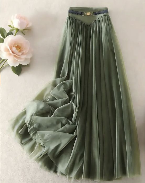 В продаже Юбка стильное