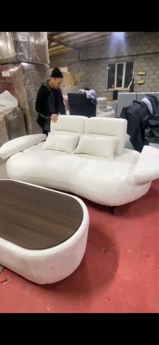 Продам диван новый