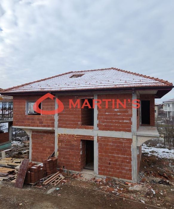 Къща в София, област-гр.Костинброд площ 165 цена 304219