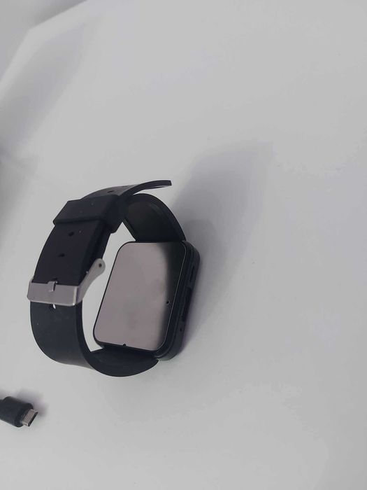 Смарт часовник SM0615B Bluetooth Touchscreen Smart watch