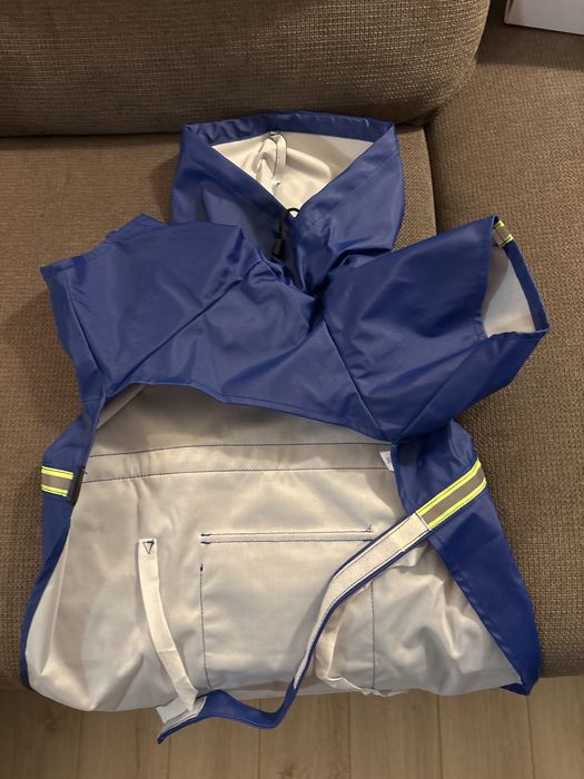 Haina ploaie caine talie medie