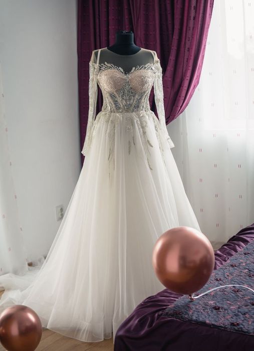 Vând rochie de mireasă