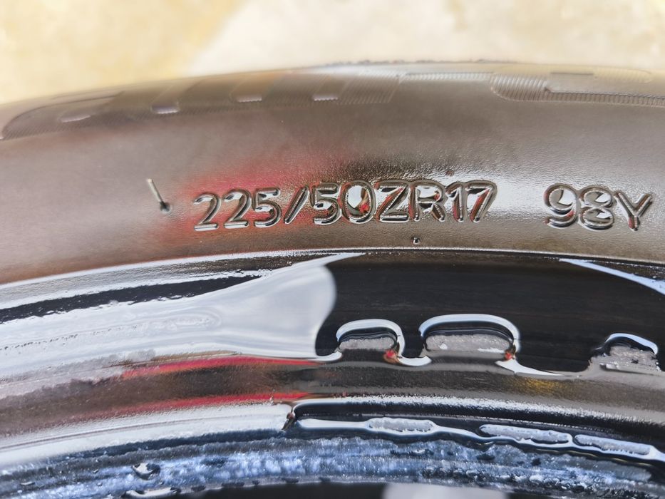 Летни гуми Laufen 225/50R17