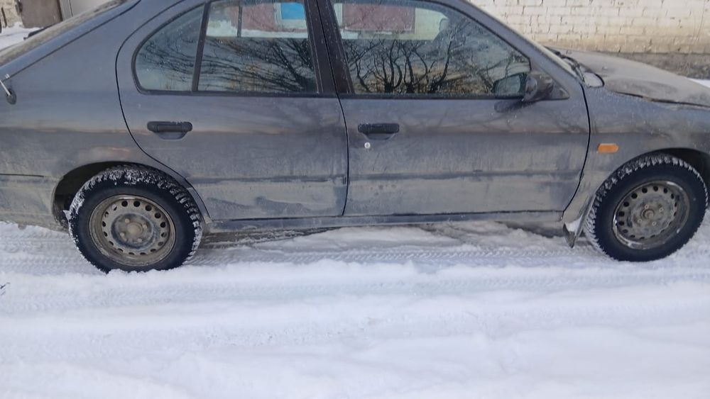 Ниссан примеро п 10