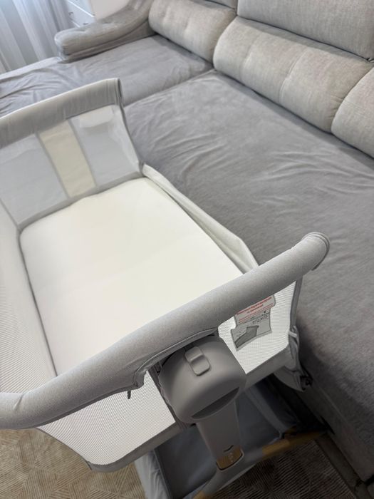 Продам AmaroBaby приставная люлька