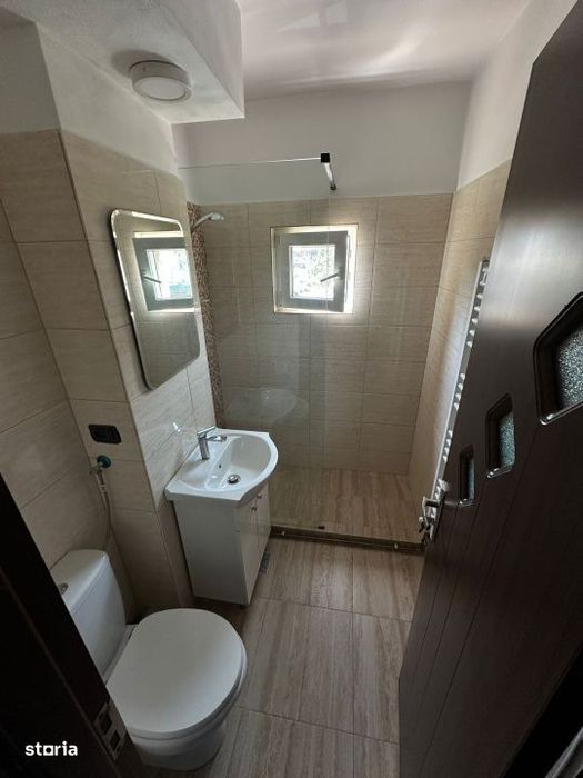Apartament semidecomandat, 60 mp, zona Calea Bucuresti