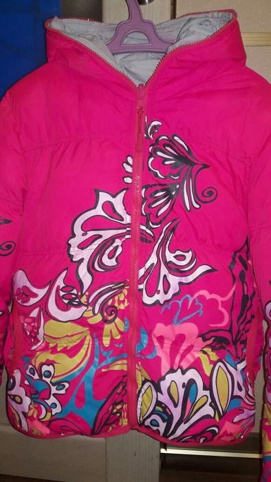 Продам куртки осень-весна