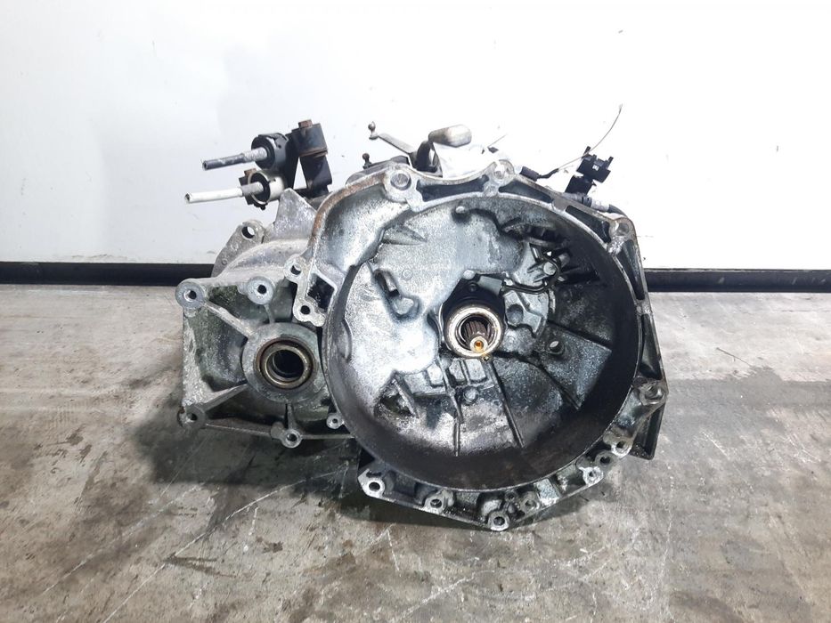 Cutie viteze manuala, cod GM13101871, Opel Vectra C Combi, 2.2 DTI, Y22DTR, 5 vit man