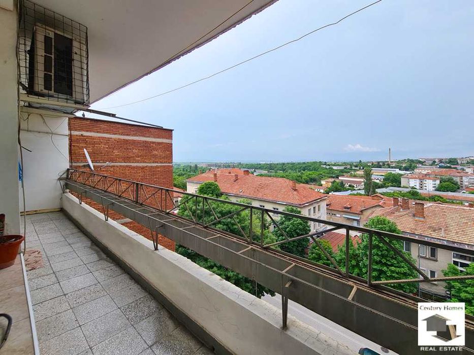 Продава се Четиристаен апартамент в Горна Оряховица - 110 кв.м за 1010 €/кв.м - Снимка #9