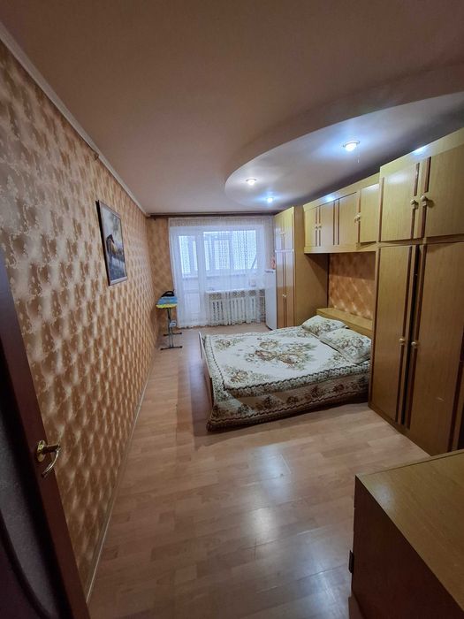 продам з х комнатную квартиру