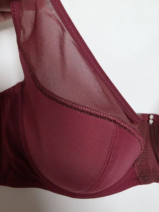 Бюстгальтер Acousma