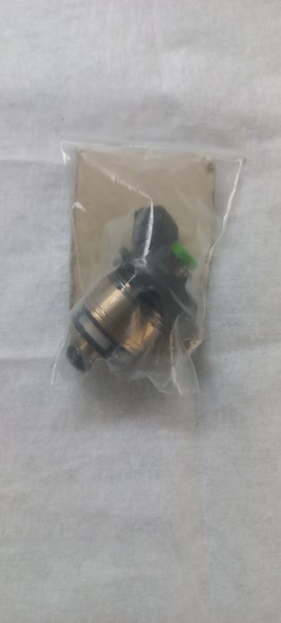 Vând injector GPL dacia logan ,instalație landi renzo