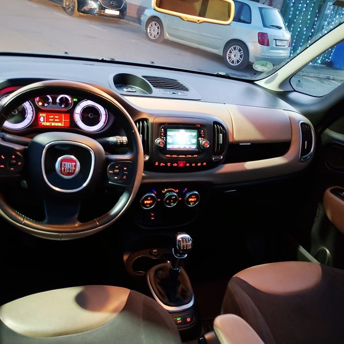 Fiat 500L masina de familie