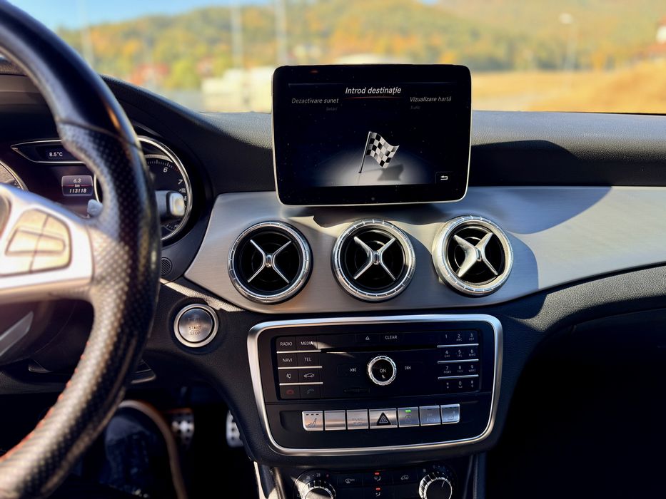 Mercedes Benz CLA 180 2018