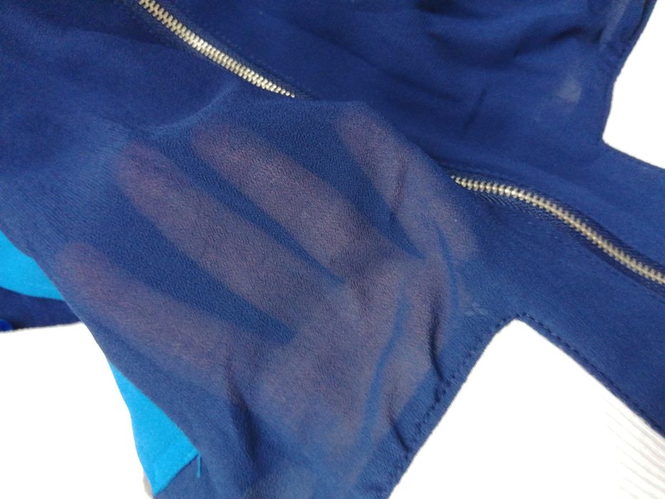 Jacheta Stradivarius dama masura S sport blue cu alb transparenta