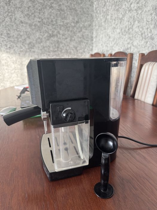 Продам кофеварку