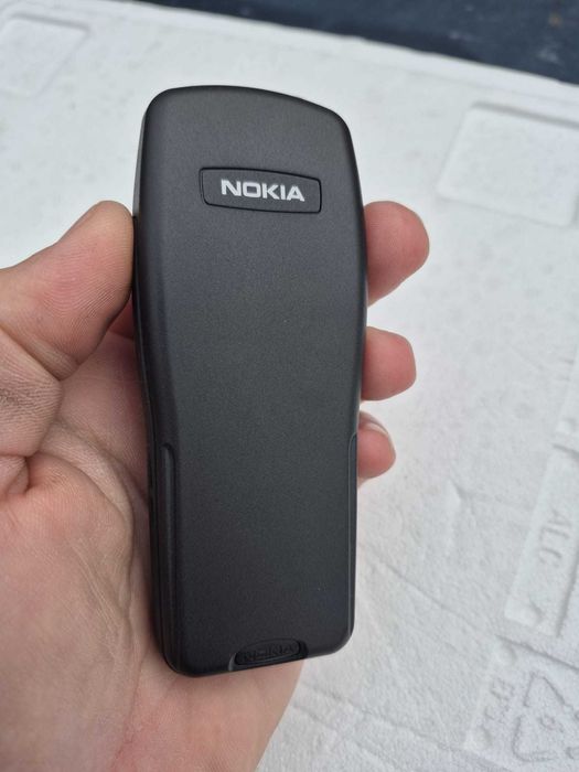 Nokia 3210 impecabil ca NOU