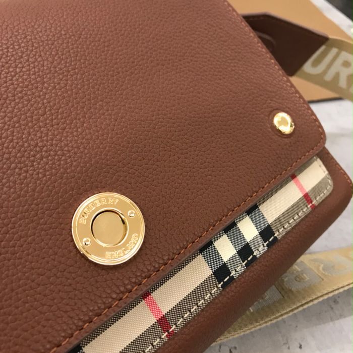 Geanta Burberry