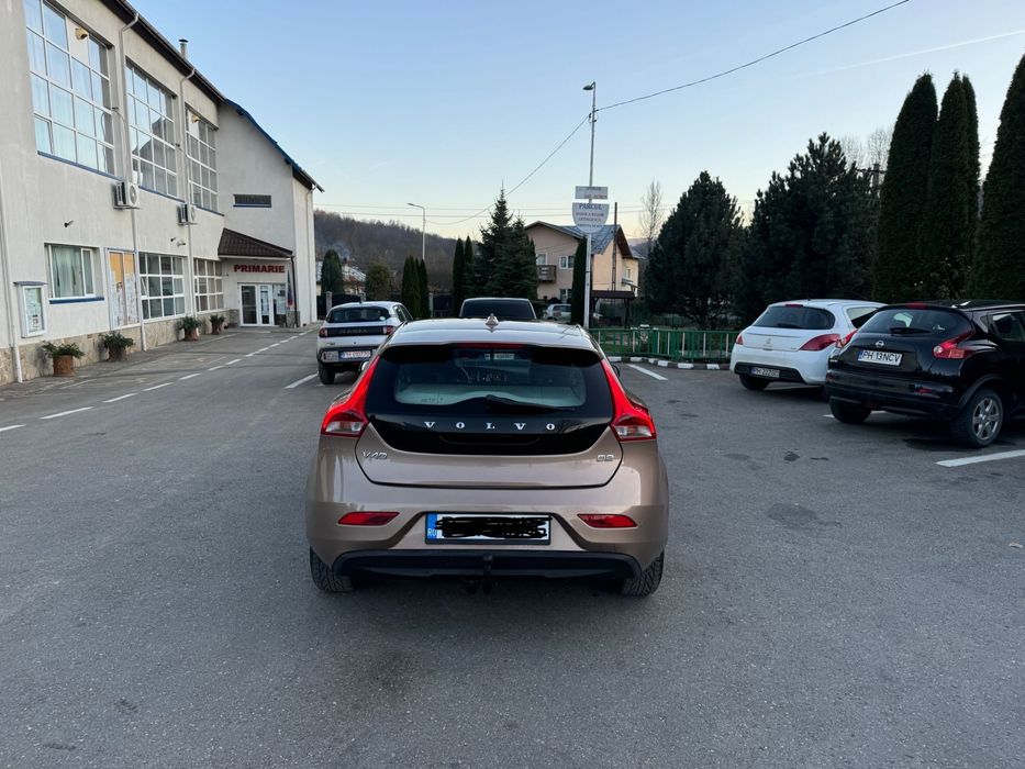 Volvo V40 D2 2016