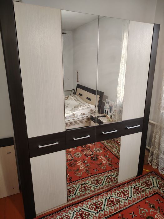 Спальный гарнитур