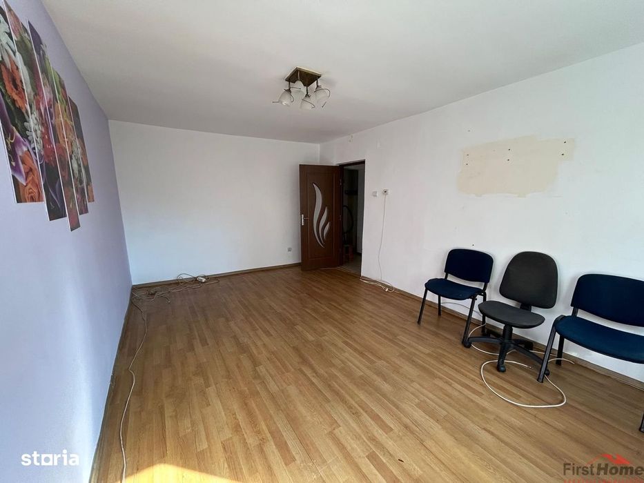 Apartament cu 2 camere de vanzare zona Piata Moldovei