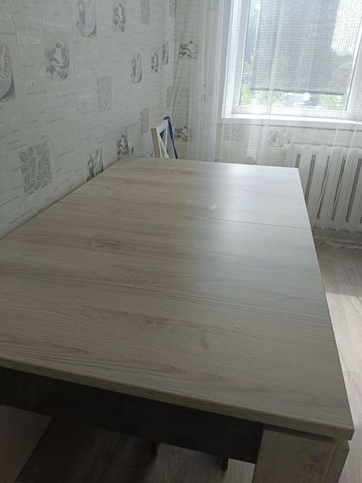 Продам стол раздвижной