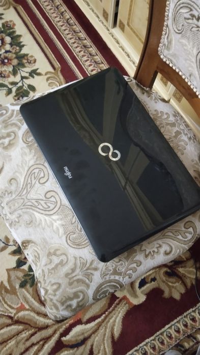 Продается ноутбук Fujitsu Fujitsu noutbuki sotiladi
