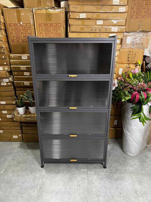 Металлический шкаф для хранения с откидными дверцами