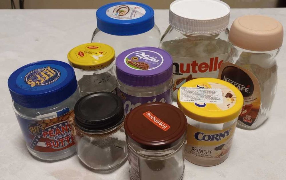 ПРОДАВАМ Буркани и шишета за алкохол 700 мл.