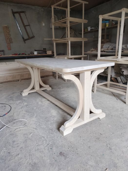 Mese de exterior și scaune.