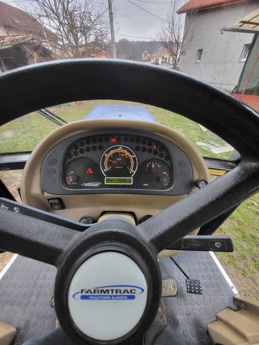 Farmtrac 675 DTn - 75 CP
