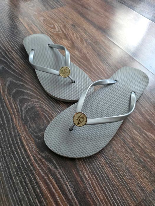 Slapi Armani marimea 40