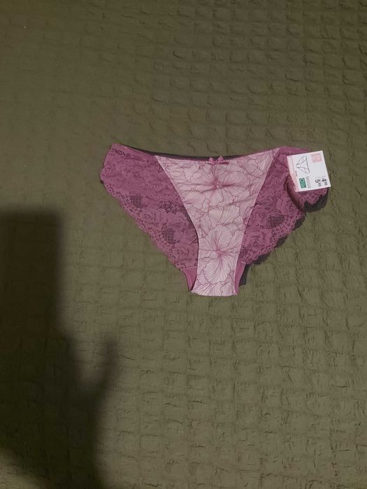 Комплект Нови бикини 2бр. И Ново боди