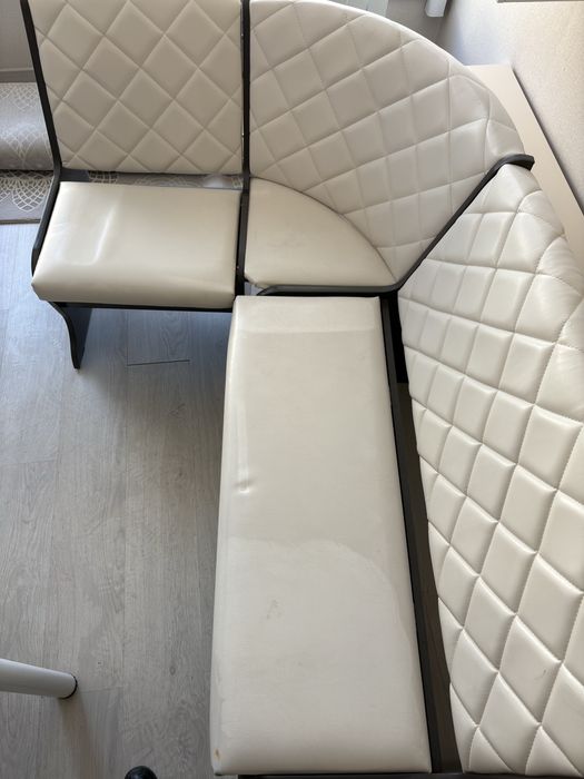 Продам уголок для кухни