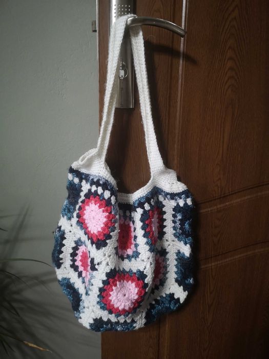 Sacosa crosetata manual 42x30 cm