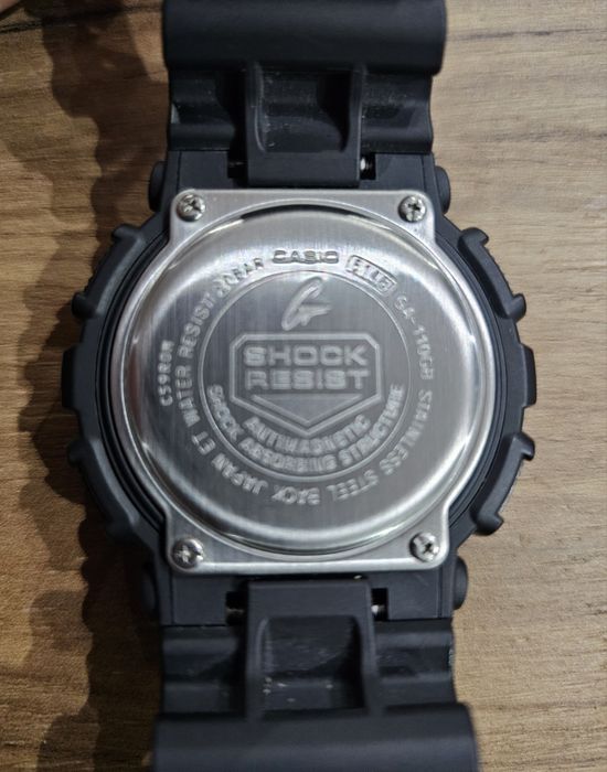 Часовник Casio G Shock GA110BG