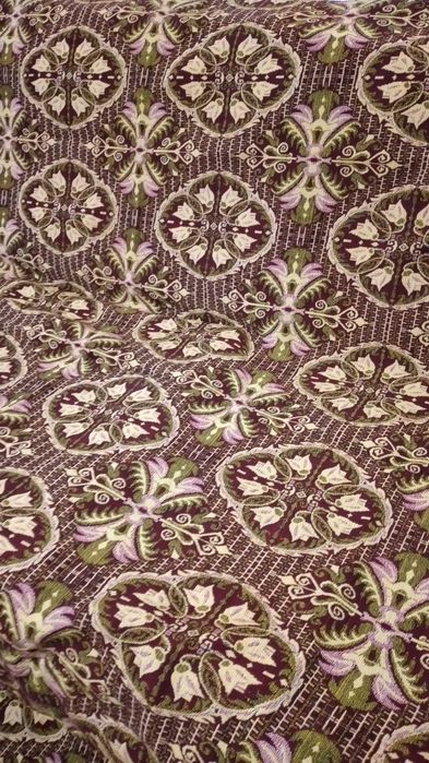 2 броя  нови жакардови  покривки за легло   с р-р 200/ 215 см