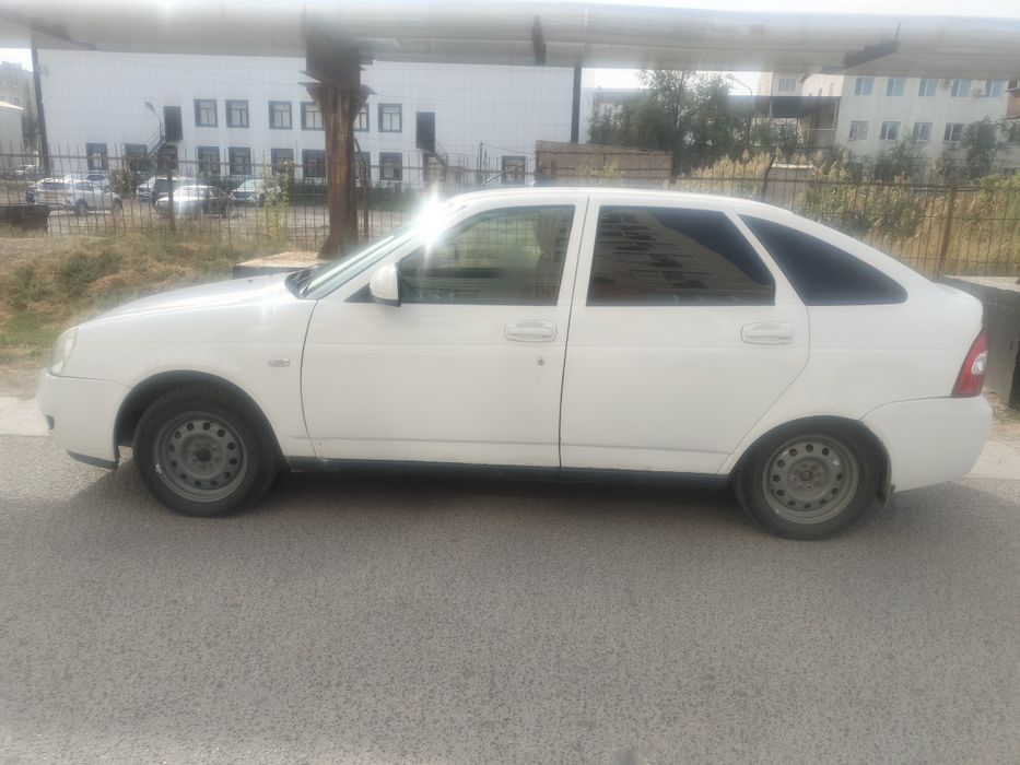 Продаётся приора хэтчбек