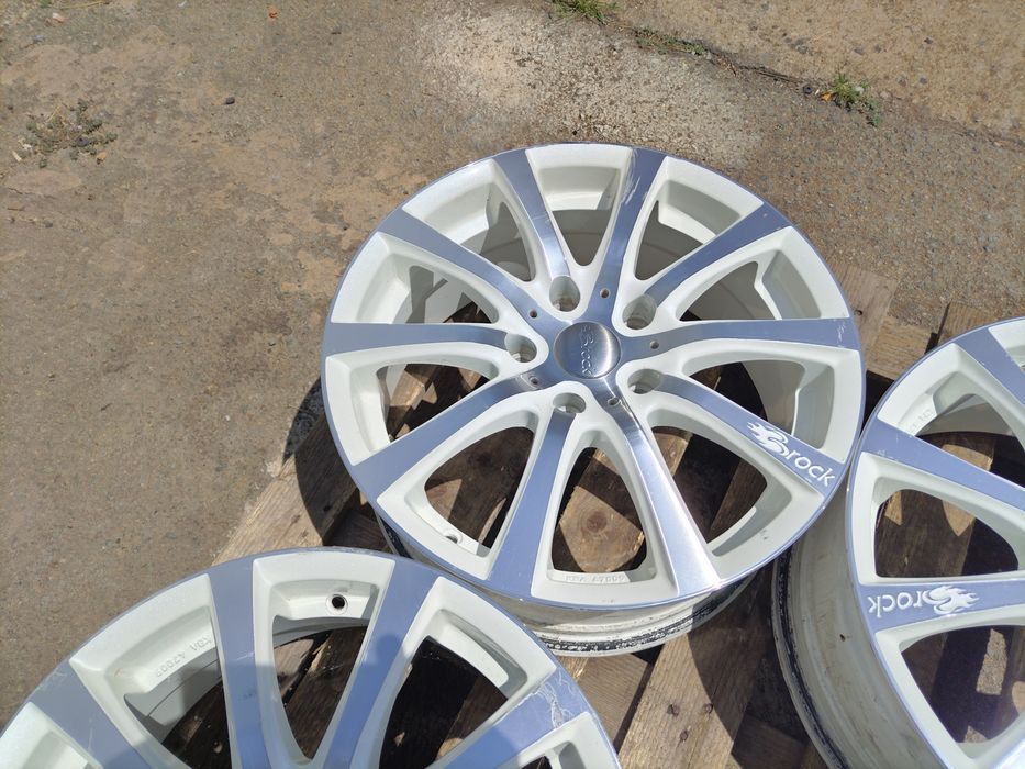17 цола 5 х 120 мм БМВ - 7,5 инча / ЕТ 35