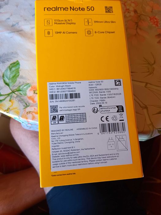 Телефон realme note 50