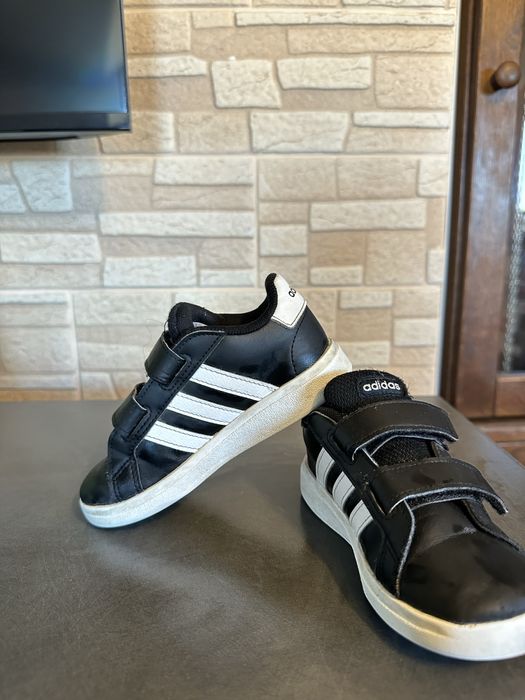 Кецове Адидас, 26 номер