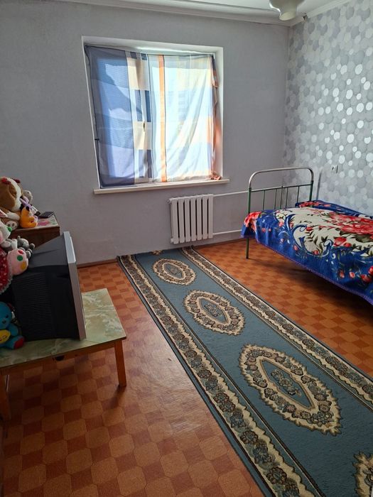 Продам 4-х комнатную квартиру