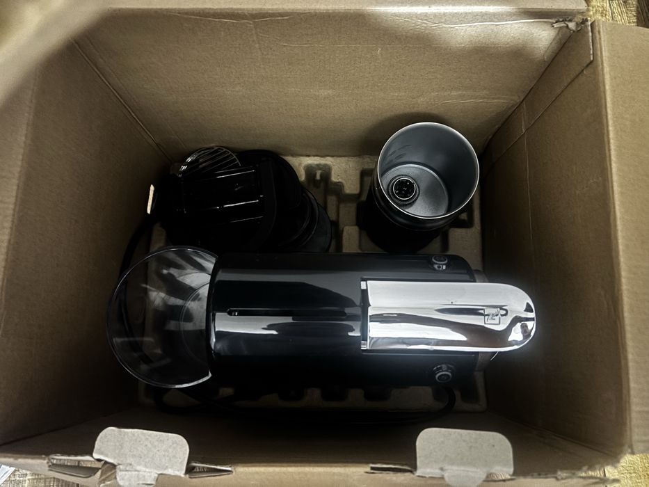 Кафе машина Delonghi Nespresso Citiz & Milk