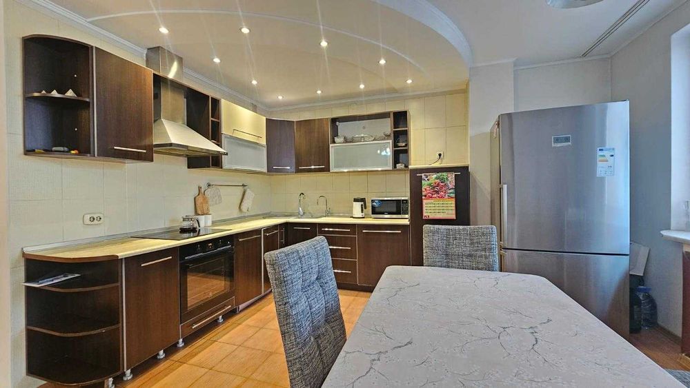 Евротрешка на Айтиева Айтеке би