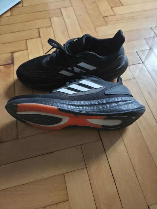 Маратонки  adidas Pureboost 22