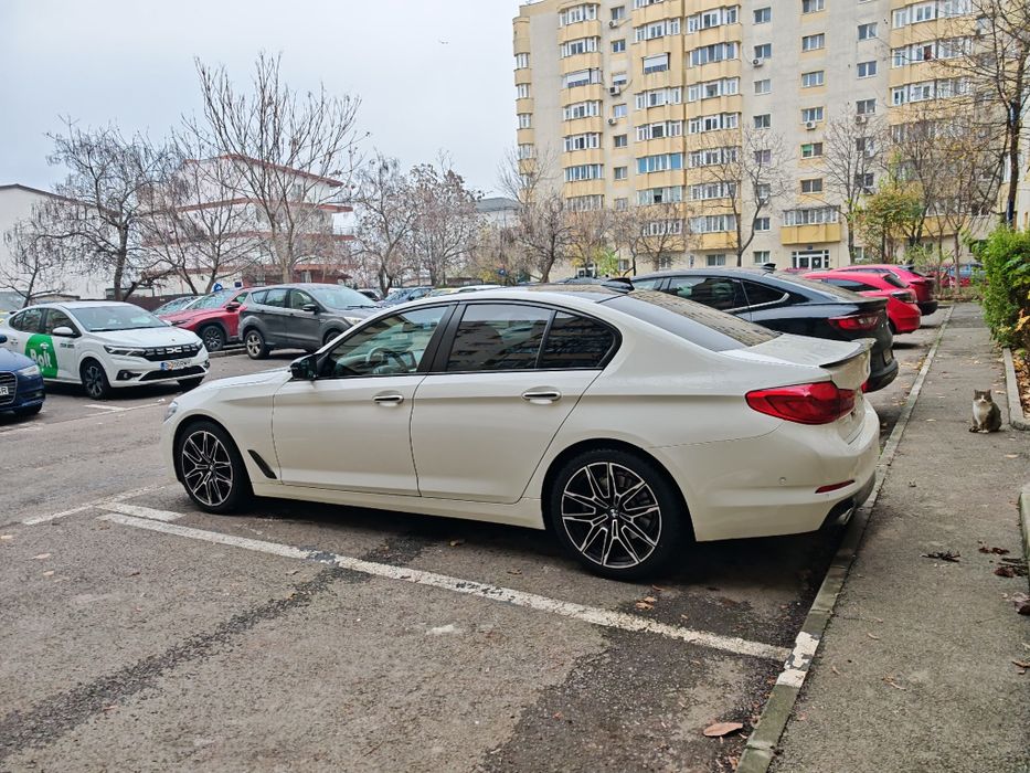 Vând BMW 520d g30
