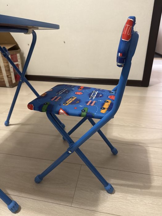 Детский стол со стульчиком