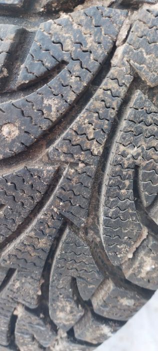 Продам зимние шины с дисками для Газели