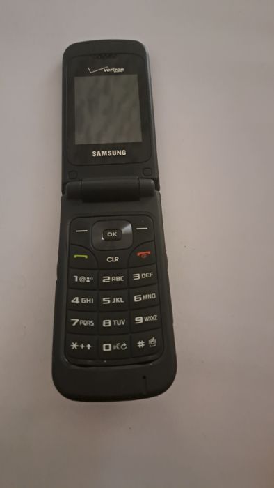 Samsung Gusto 4 carbon