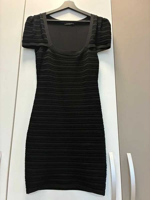 Rochie GUESS marimea S